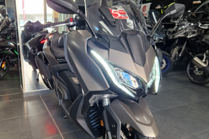 Kymco AK550 Premium