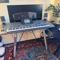 Tyros 5 76 Workstation