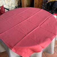 Tovaglia coprimacchia rossa
