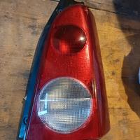 Faro posteriore dx  Opel Agila anni 2006 ss
