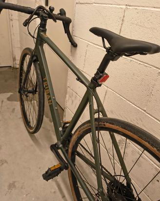 BICI  GRAVEL donna