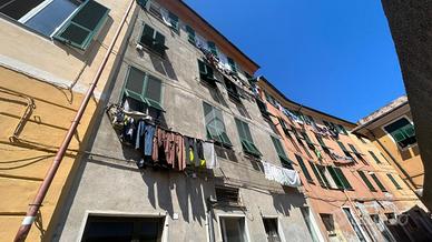 3 LOCALI A GENOVA
