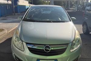 Opel Corsa 1.2 3 porte Sport