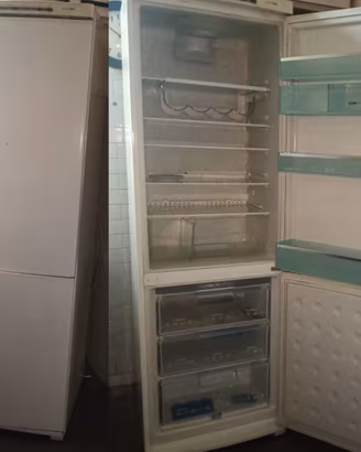 Frigorifero, lavatrice e lavastoviglie