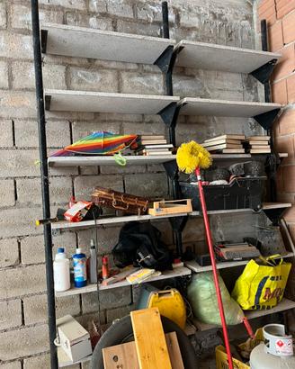 Scaffale anni 70 in ferro stabile