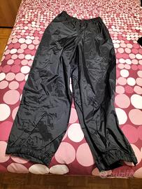 Pantalone + guanti anti pioggia 