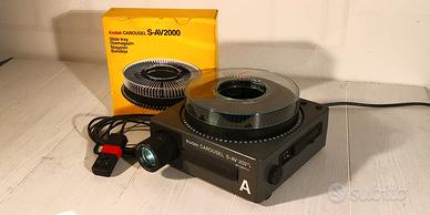 Kodak Carousel S-AV 2020 + trespolo