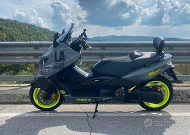 T MAX 500 anno 2005 completamente rifatto