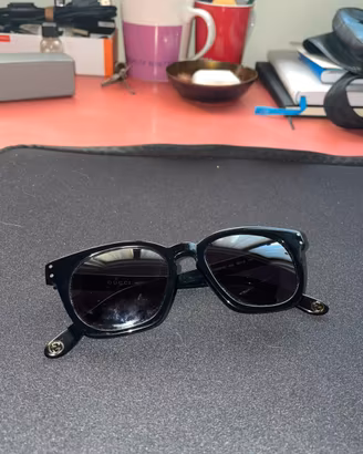 occhiali da sole Gucci originali in acetato nero
