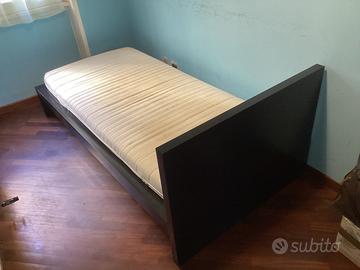 Letto Ikea nero 90 x 190 nero + materasso