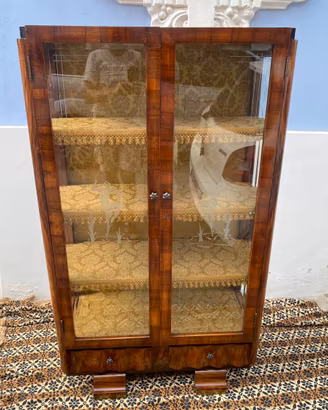 Vetrina cristalliera anni 30-35 in stile Art Deco’