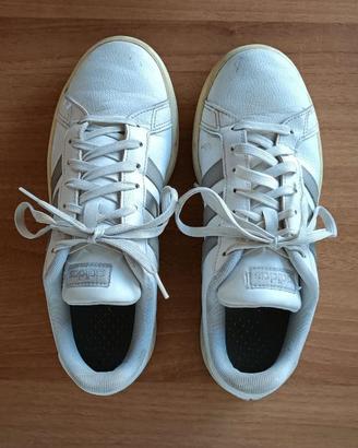 Scarpe adidas