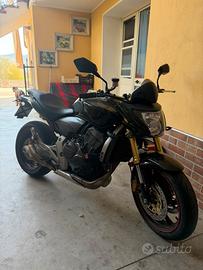 Honda Hornet 2013 A2 libretto