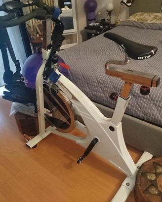 spin bike 