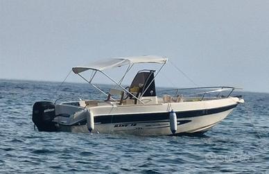 Barca Manò 18 motore 40cv