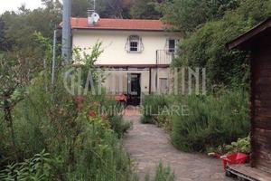 R.1702 Rocchetta Lerici indipendente + terreno