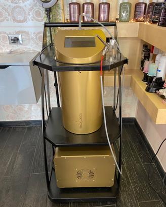 Macchinario ossigeno terapia