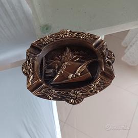 posacenere in bronzo 
