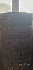 215/70/15 C 109/107S Uniroyal 