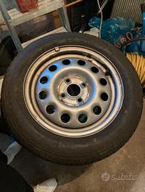 Cerchi originali volkswagen con gomme