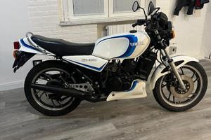 Yamaha RD 350 - 1982