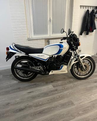 Yamaha RD 350 - 1982