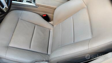 Mercedes E 250 4MATIC 