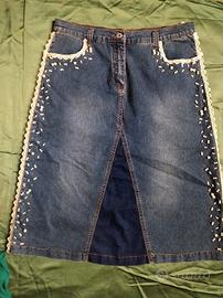 Gonna jeans ricamata con pizzo e perle Mis. 48 ela