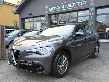 Alfa Romeo Stelvio 2.2 Turbodiesel 160 CV AT8 RWD 