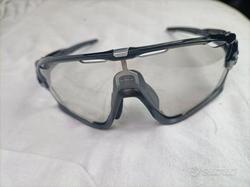 occhiali Oakley Jawbreaker 