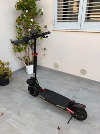 Monopattino iScooter iX4