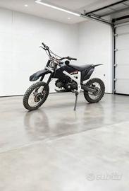 Pit bike