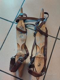 pattini legno ghiaccio d'epoca 