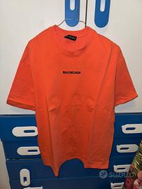maglietta balenciaga