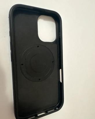 Custodia quadlock iphone 16 magsafe
