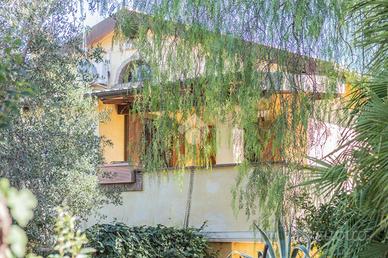 PORZIONE DI BIFAMILIARE A CERVETERI