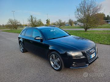 AUDI A 4 AVANT MULTITRONIC
