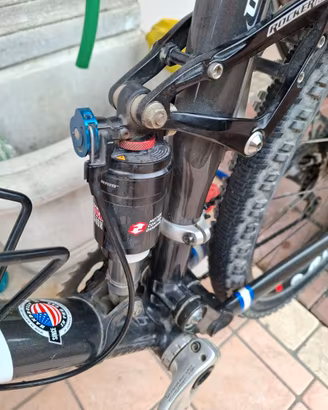 Mountain bike carbonio