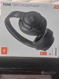 JBL TUNE 720BT