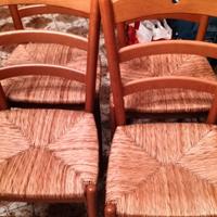 Tavolo , sedie , e arredamento sala