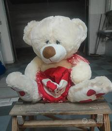 Peluche Orsetto Bianco con Cuore Riempibile 