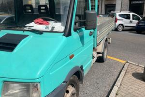 Iveco Daily 35-10 RIBALTABILE TRILATERALE - patent