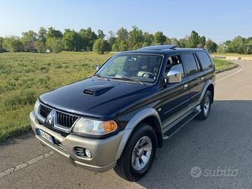 Pajero Sport Instyle - TETTO e PELLE