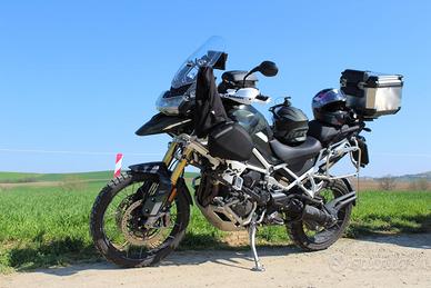 Triumph Tiger 1200 rally pro