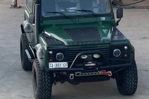 LAND ROVER Defender 90 td5 - 2000