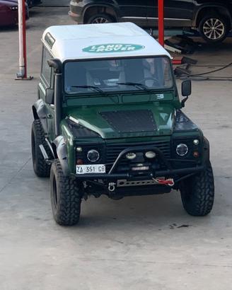 LAND ROVER Defender 90 td5 - 2000