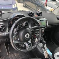 Smart 453 Fortwo ricambi vari interni ed esterni