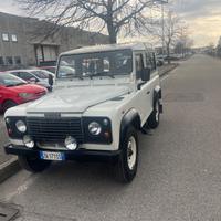 LAND ROVER Defender - 2005