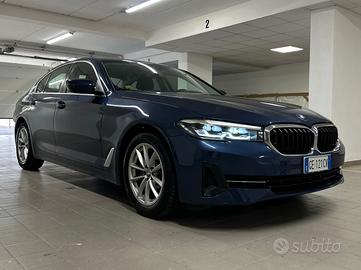 BMW 520d con 43.000 km, da 72.000 a 39.900