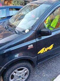 fiat panda 4x4  storica benzina 1200 leggi sotto 